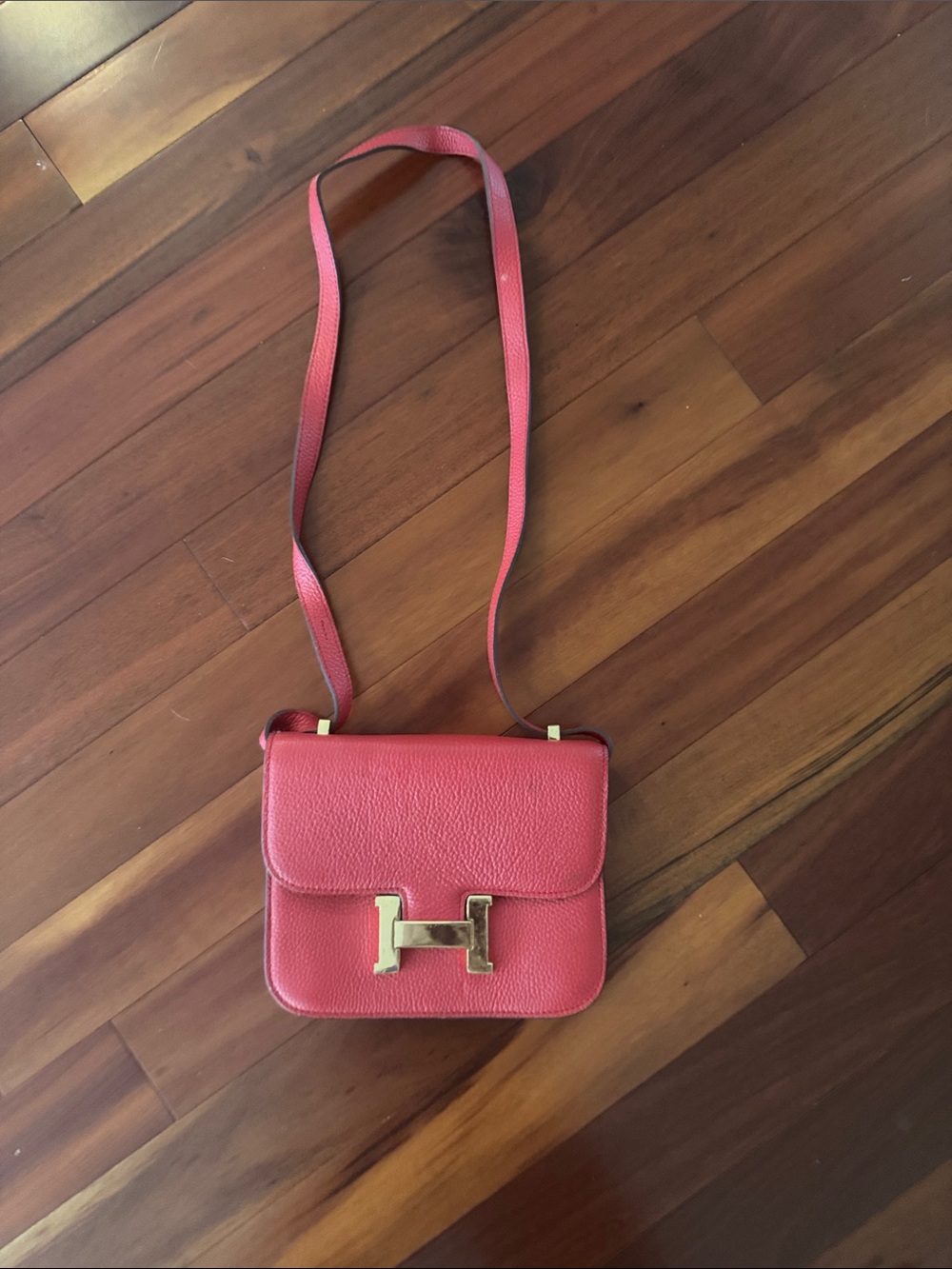 Hermès-inspired Pink Leather Crossbody Bag with Gold H Clasp